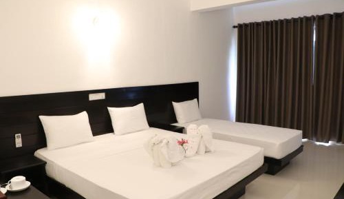 Deluxe Triple Room with Sea View