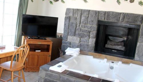 Studio with Spa Bath