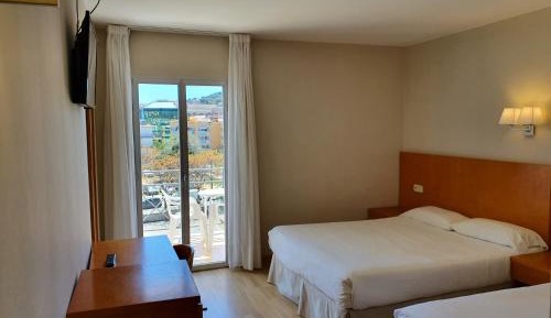 Triple Room with Balcony