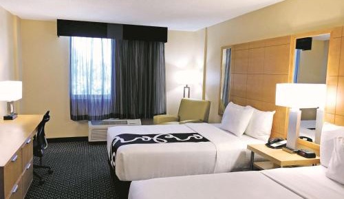 Double Room with Two Double Beds - Non-Smoking