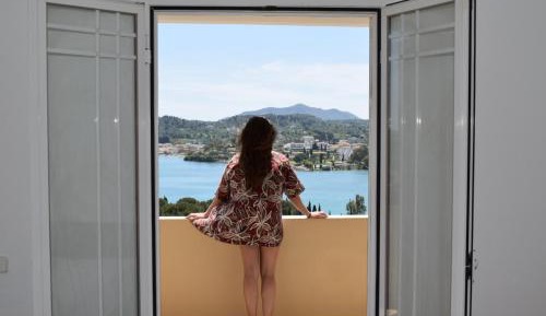 Double or Twin Room with Sea View