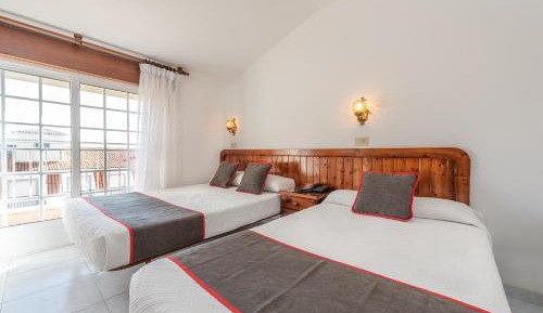 Superior Triple Room