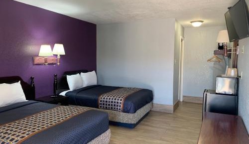 Standard Double Room with Two Double Beds - Smoking