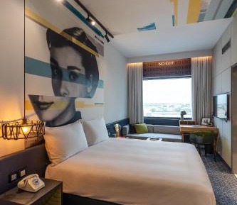 Deluxe Double Room (2 Adults + 1 Child)