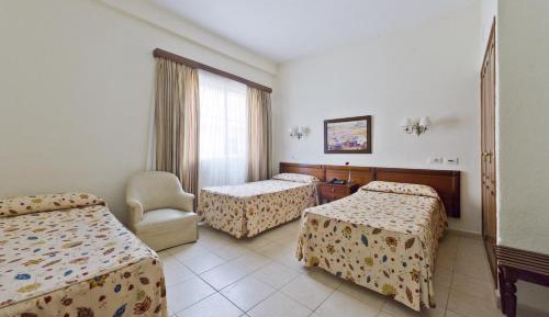 Triple Room (3 Adults)