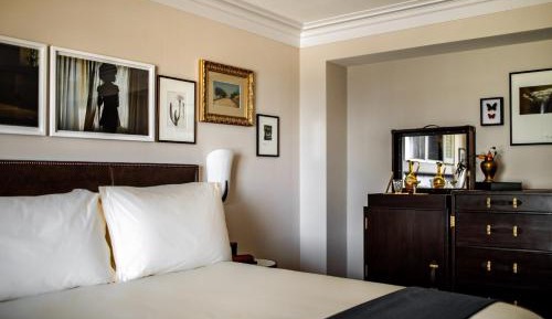 Classic King Room