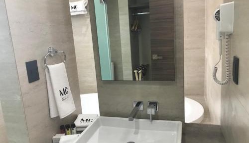 One-Bedroom Suite