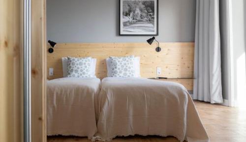 Deluxe Double or Twin Room with Pool View
