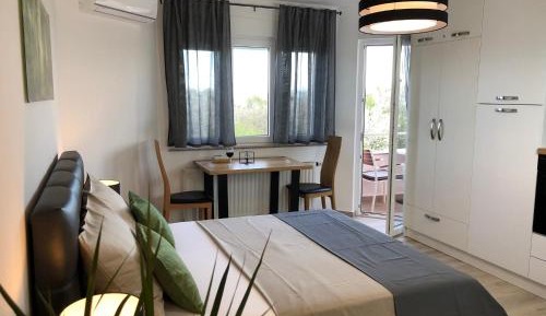Studio Apartment with Sea View