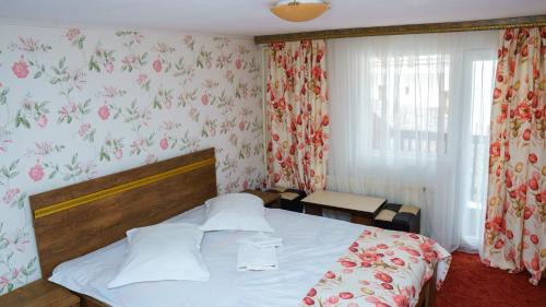 King Room with Balcony