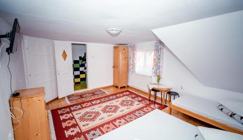 Triple Room with Bathroom