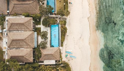 Villa - Beach Front