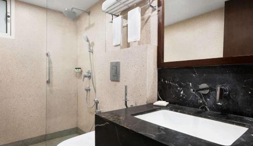Deluxe Queen Room with 20% discount on F&B and 15% on Spa