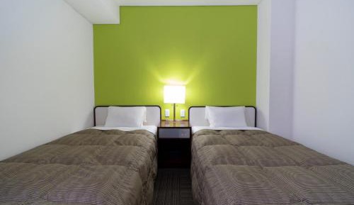 Twin Room - Non-Smoking