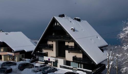 Duplex Apartment (7 Adults)