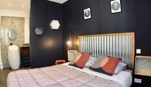 Apartment 3A