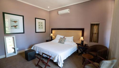 Grande Garden King or Twin Room