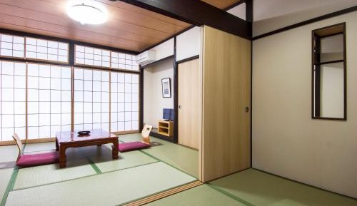 Japanese-Style Room Renovated - Non-Smoking
