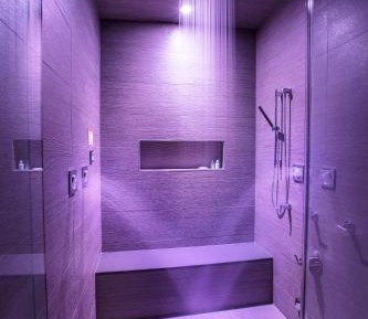 Superior King Suite