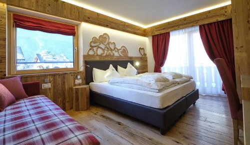Queen Room with Balcony