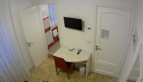 Double or Twin Room with Private Bathroom