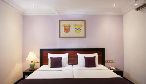 Deluxe Room with Courtyard View