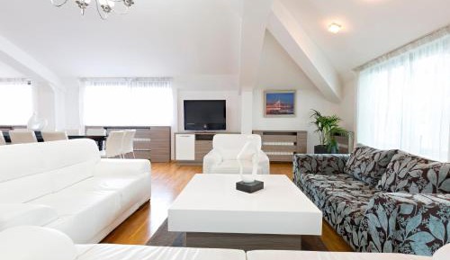 Premium Suite - Free Parking 