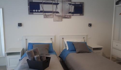 Twin Room with Private Bathroom