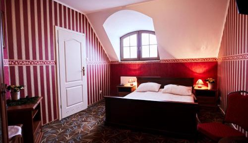 Double or Twin Room with Bathroom