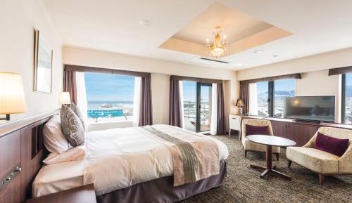 Deluxe King Room - Non-Smoking