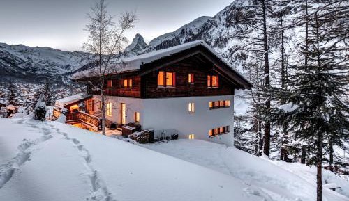 Studio Apartment with Terrace