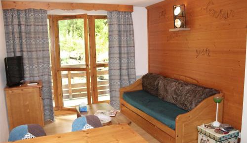 One-Bedroom Apartment (4 Adults)