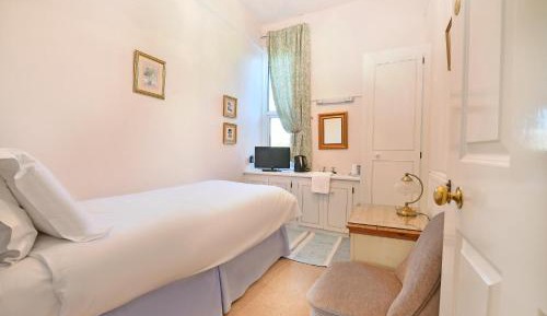 Single Room with Private Bathroom
