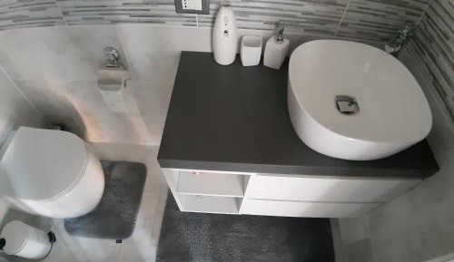 Deluxe Double Room with Private Bathroom