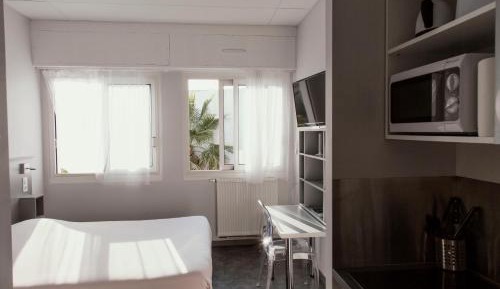 Superior Studio (2 Adults)