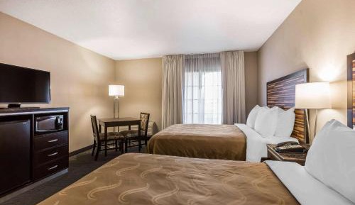Standard Room, 2 Queen Beds, Non Smoking