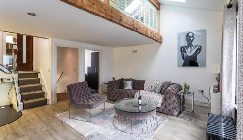 Penthouse Apartment