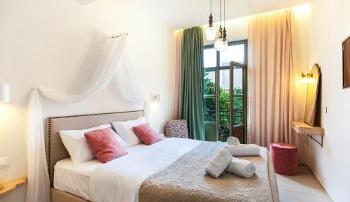 King Suite with Balcony