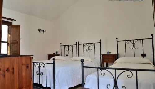 Triple Room with Private Bathroom