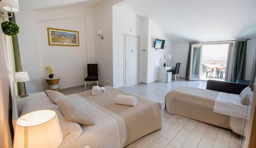 Quintuple Room with Sea View