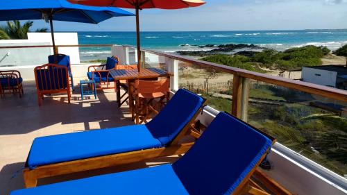 Double or Twin Room with Side Sea View