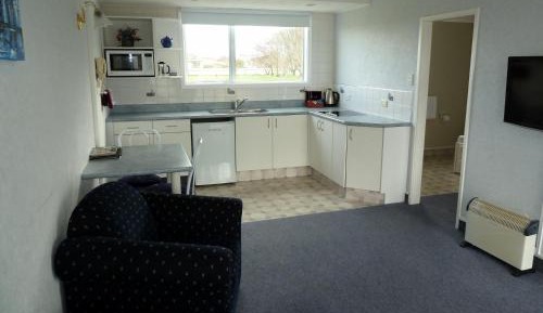 One-Bedroom Apartment (2 Adults)