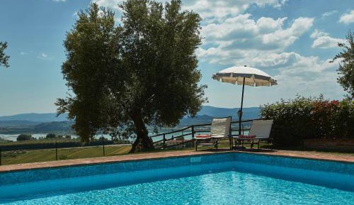 One-Bedroom Apartment with Patio (4 Adults)