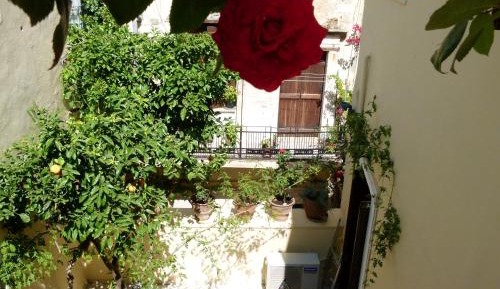 Deluxe Double or Twin Room with Balcony