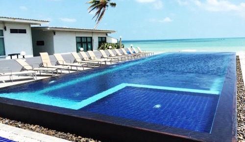Deluxe Double Room with Balcony and Sea View