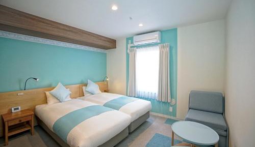 Economy Twin Room with Spacious Bathroom
