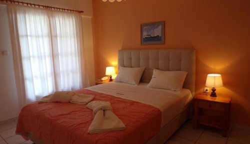 One-Bedroom Apartment (2 Adults)
