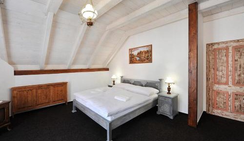 Large Double Room