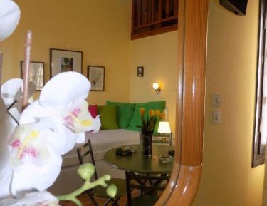 Studio Apartment with Sea View