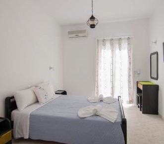 Double or Twin Room with Partial Sea View